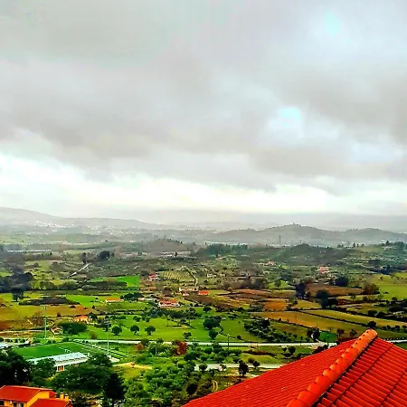 Branca Goncalves 山林小屋 *