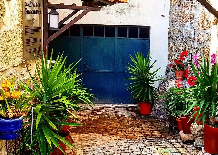 אכסניה Branca Goncalves *