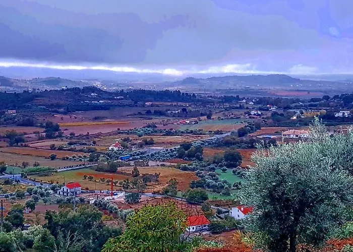 Branca Goncalves אכסניה בלמונטה