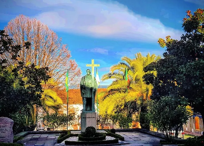 Branca Goncalves אכסניה בלמונטה