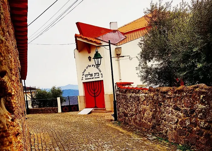 Branca Goncalves אכסניה *