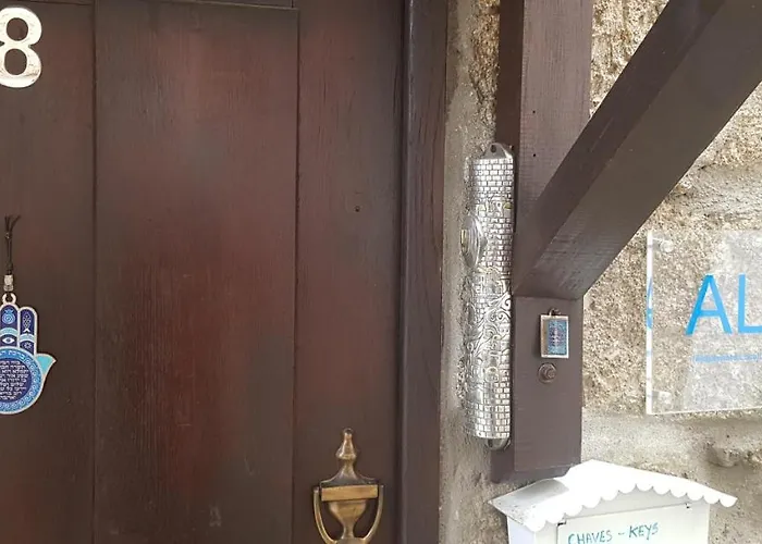 Branca Goncalves אכסניה *